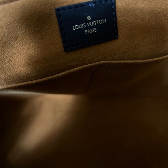 Authentic Louis Vuitton On The Go Gm - Picture 4 of 5